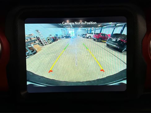 Used 2021 Jeep Wrangler Unlimited Rubicon w/ Uconnect 4C Nav & Sound Group AWD/4WD image 27