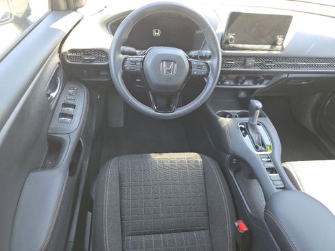 Used 2024 Honda HR-V Sport image 17