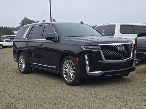 Used 2021 Cadillac Escalade Premium Luxury w/ Driver Assist Tech Package AWD/4WD image 2