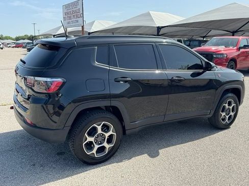 Used 2022 Jeep Compass Trailhawk w/ Sun and Sound Group AWD/4WD image 6