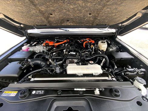 Used 2025 Toyota Land Cruiser AWD/4WD image 13