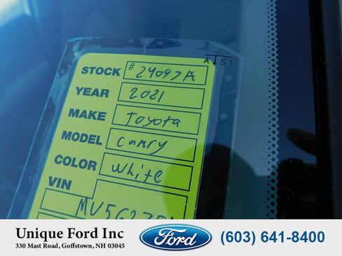 Used 2021 Toyota Camry LE image 19