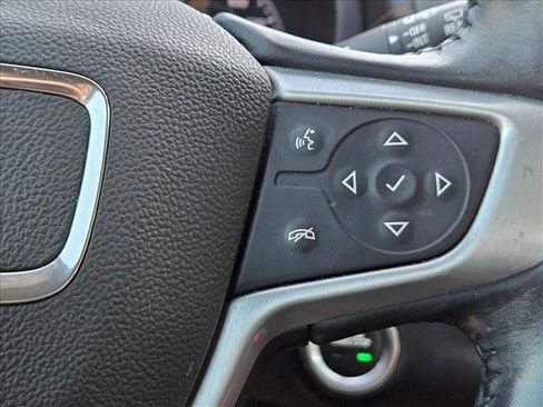 Used 2021 GMC Terrain SLE w/ Driver Convenience Package FWD image 19