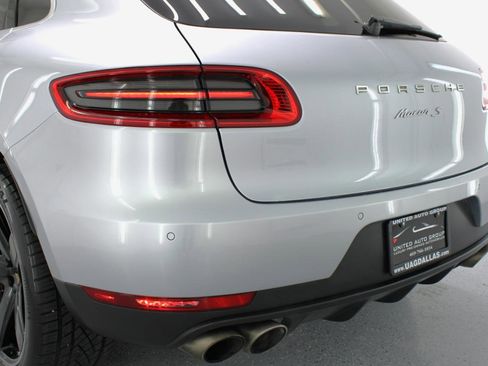 Used 2016 Porsche Macan S image 22