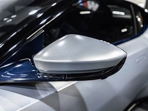 Used 2017 Aston Martin DB11 V12 image 37