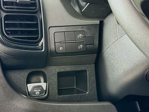 Used 2025 RAM ProMaster 2500 w/ Safety Group image 10