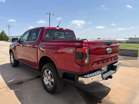 Used 2025 Ford Ranger Lariat w/ FX4 Off-Road Package AWD/4WD image 3