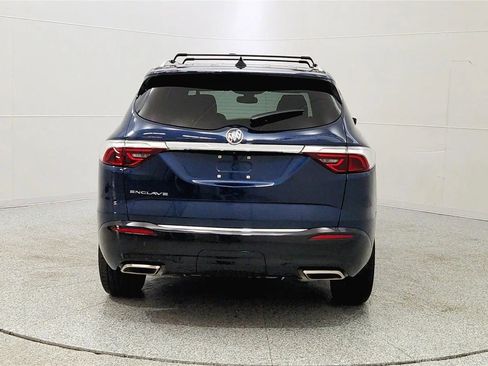 Used 2023 Buick Enclave Essence image 6