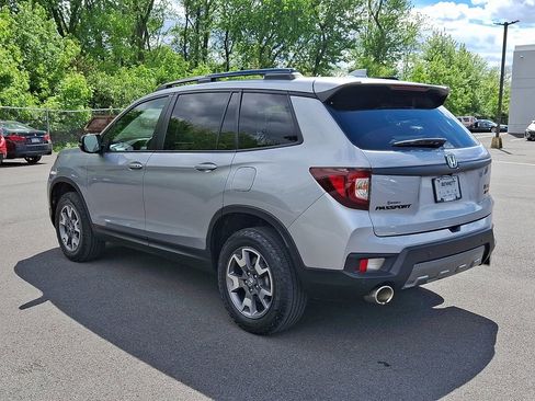 Used 2023 Honda Passport TrailSport image 4