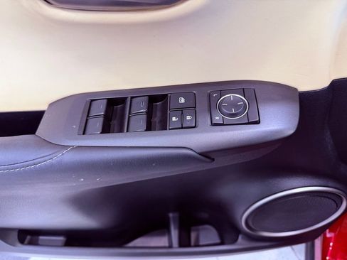 Used 2017 Lexus NX 200t FWD image 17