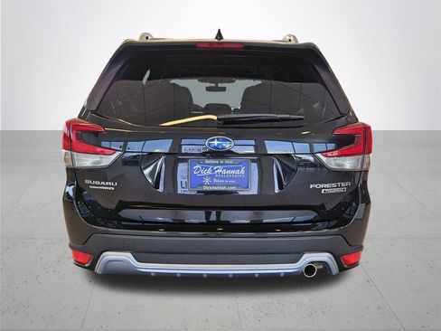 Used 2023 Subaru Forester Touring image 8