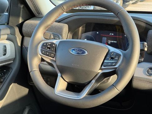 New 2026 Ford Explorer Active image 8