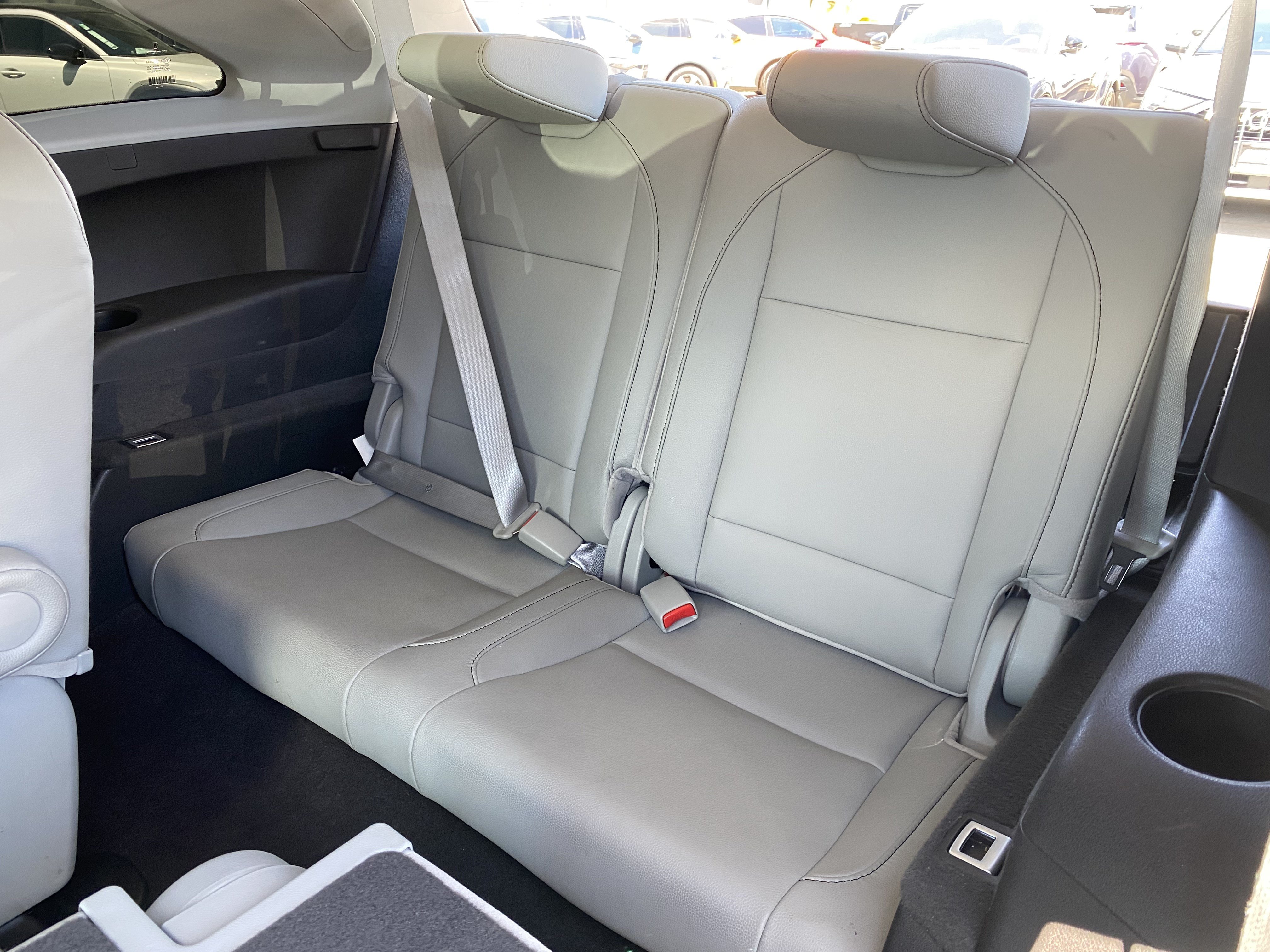 Used 2019 Acura MDX w/ Tech & Entertainment Pkg FWD image 17