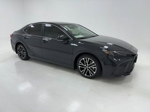 New 2026 Toyota Camry XLE FWD image 1