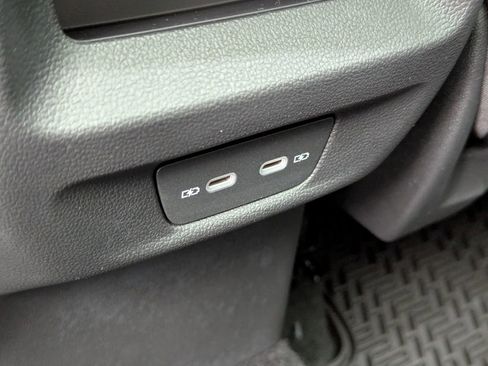 New 2026 Volkswagen Tiguan SE R-Line AWD/4WD image 25