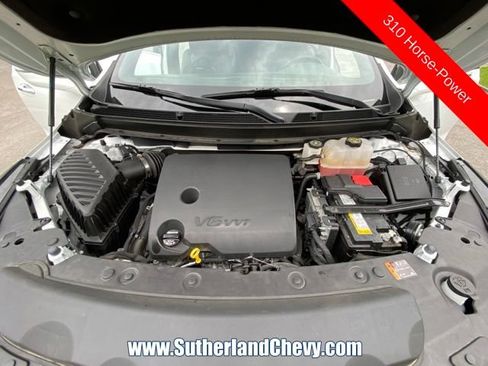 Used 2024 Buick Enclave Essence FWD image 49