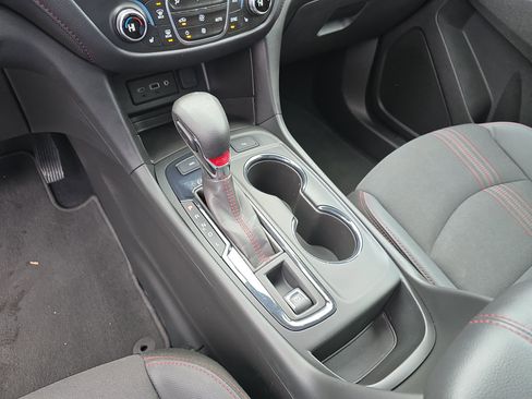 Used 2023 Chevrolet Equinox RS image 30