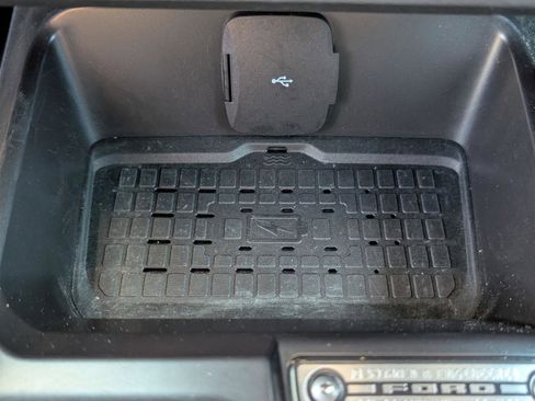 Used 2024 Ford Bronco Badlands image 28