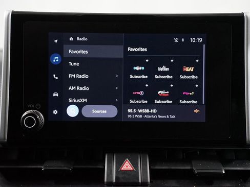 Used 2024 Toyota RAV4 XLE image 18