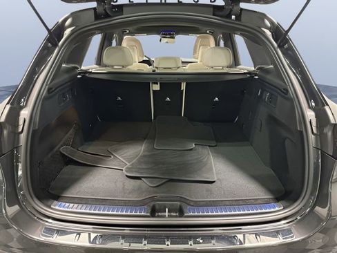 Used 2026 Mercedes-Benz GLC 300 image 10