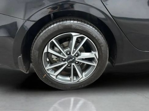 Used 2023 Kia Forte LXS FWD image 25