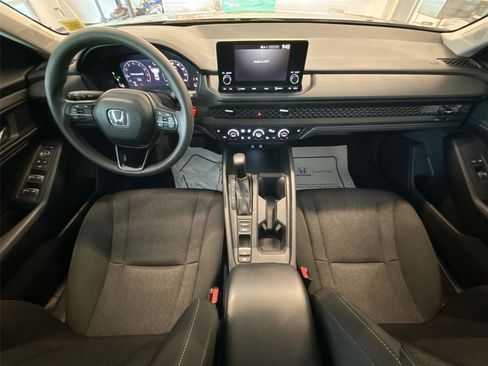 Used 2023 Honda Accord EX image 22
