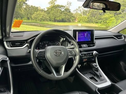 Used 2023 Toyota RAV4 XLE Premium FWD image 13