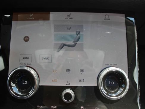 Used 2022 Land Rover Range Rover Velar S AWD/4WD image 7