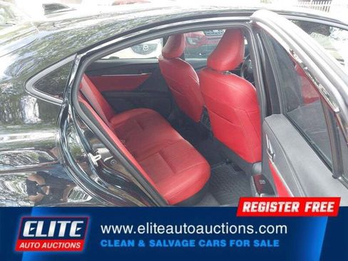 Used 2025 Toyota Camry XSE image 15