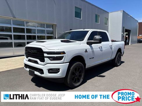 Used 2025 RAM 2500 Laramie AWD/4WD image 1