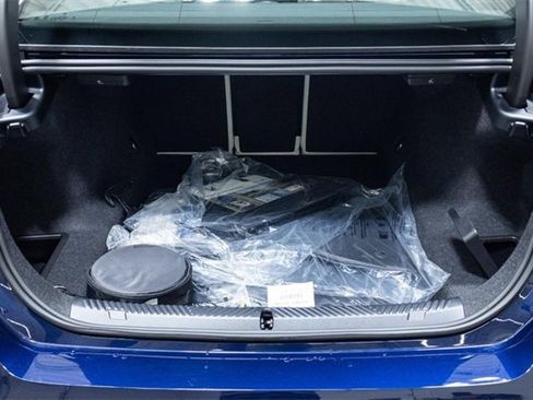 New 2026 BMW 530i xDrive image 11