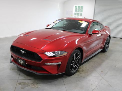 Used 2020 Ford Mustang Coupe w/ Equipment Group 101A RWD image 4
