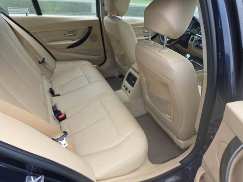 Used 2013 BMW 335i xDrive Sedan AWD/4WD image 17