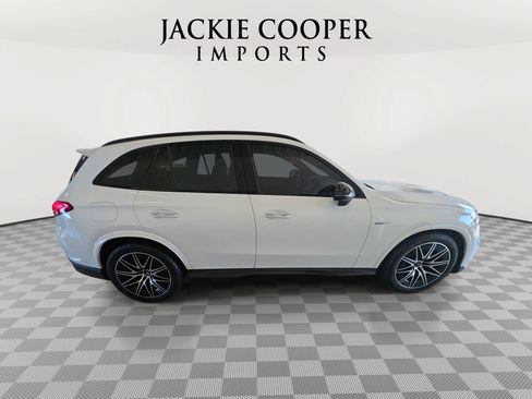Used 2025 Mercedes-Benz GLC 43 AMG 4MATIC image 4