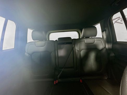 New 2025 Jeep Grand Cherokee Altitude image 10