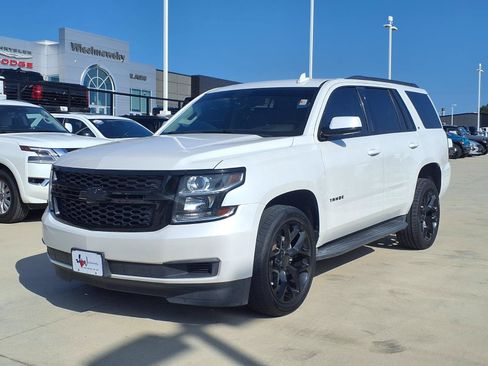 Used 2016 Chevrolet Tahoe LT RWD image 4