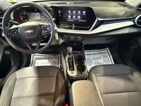 Used 2024 Chevrolet Trax LS w/ Driver Confidence Package FWD image 22