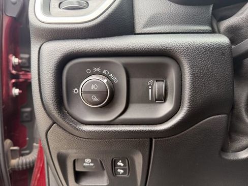 Used 2021 RAM 1500 Lone Star AWD/4WD image 11