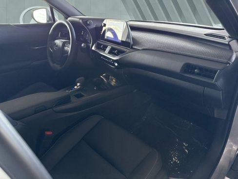 Certified 2026 Lexus UX 300h FWD w/ Accessory Package (Z2) image 26