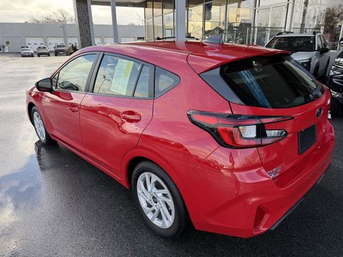 Certified 2025 Subaru Impreza 2.0i image 3