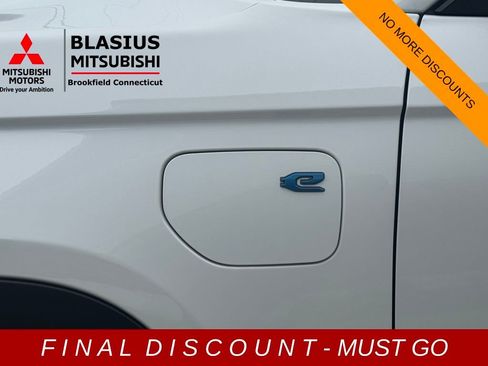 Used 2023 Jeep Grand Cherokee 4WD 4xe image 27