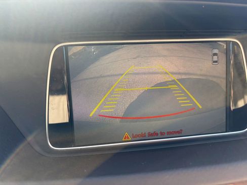 Used 2014 Mercedes-Benz E 350 Sedan image 15