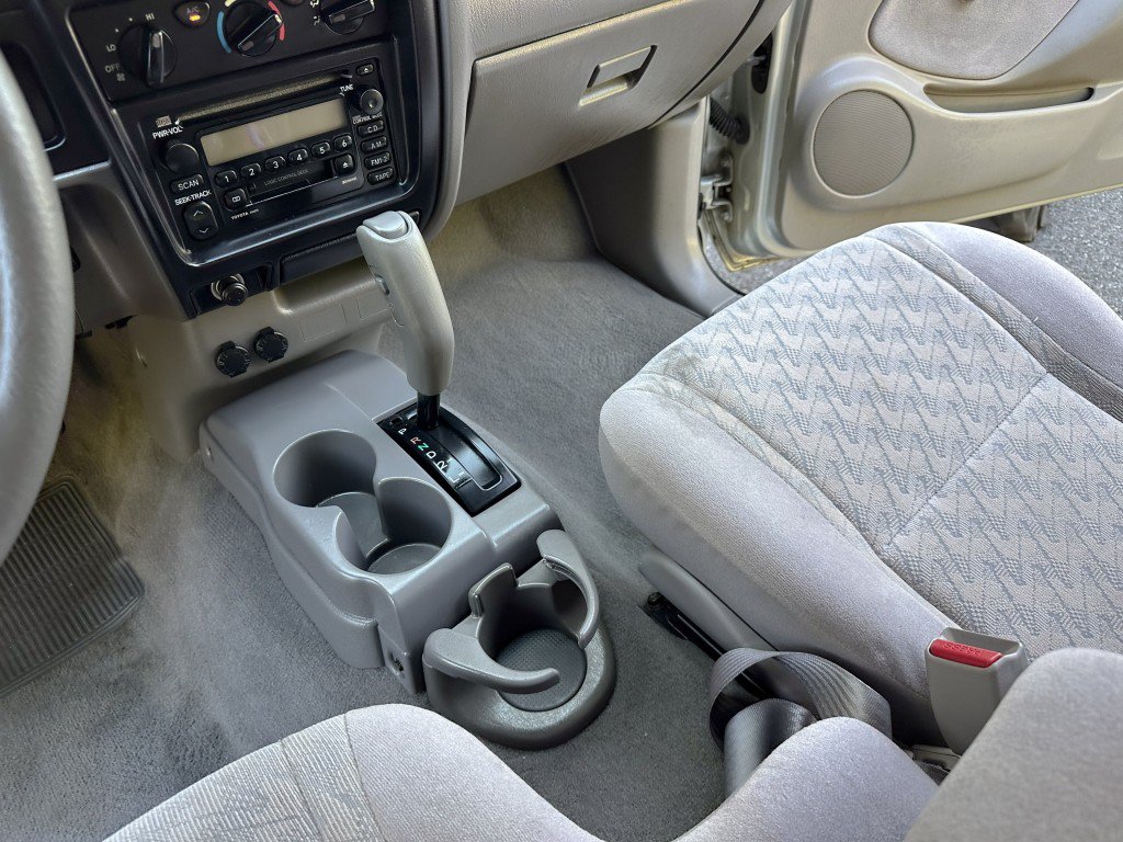 Used 2003 Toyota Tacoma 2WD Xtracab w/ SR5 Pkg image 20