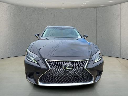 Used 2019 Lexus LS 500 w/ Accessory Package (Z2) RWD image 8