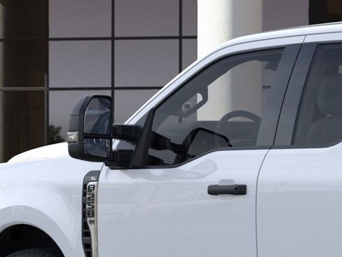 New 2026 Ford F250 XL w/ XL Chrome Package image 20