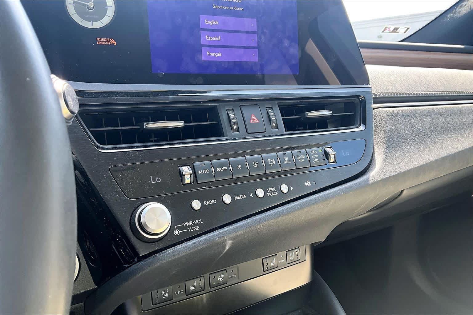 Used 2023 Lexus ES 300h w/ Premium Package FWD image 36