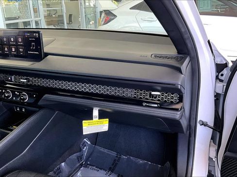 Used 2025 Honda Accord Sport image 26