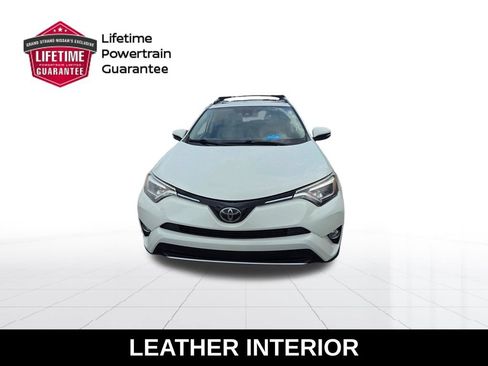 Used 2018 Toyota RAV4 Limited FWD image 5