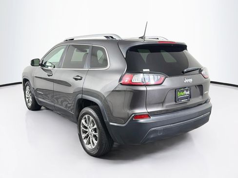 Used 2019 Jeep Cherokee Latitude Plus FWD image 5