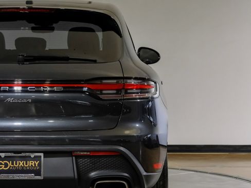 Used 2023 Porsche Macan w/ Premium Package Plus AWD/4WD image 49